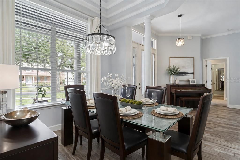 En Venta: $849,988 (4 camas, 3 baños, 2368 Pies cuadrados)