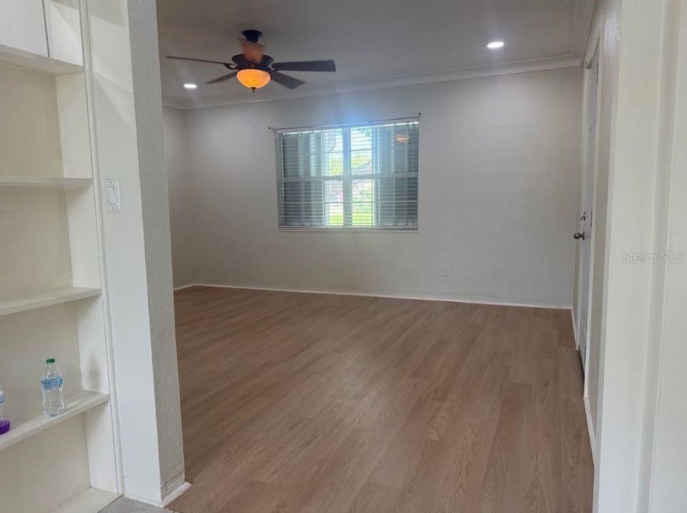 For Rent: $3,000 (2 beds, 1 baths, 1105 Square Feet)