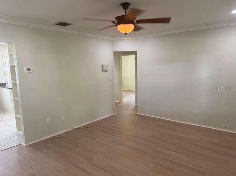 For Rent: $3,000 (2 beds, 1 baths, 1105 Square Feet)