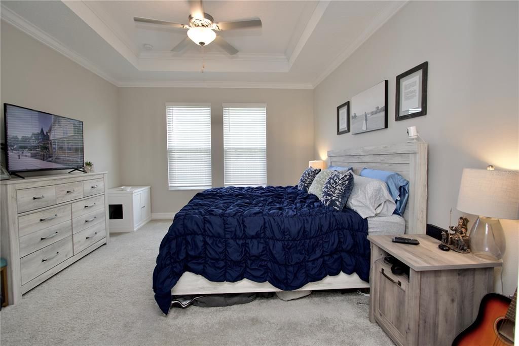 For Sale: $435,000 (4 beds, 3 baths, 2088 Square Feet)