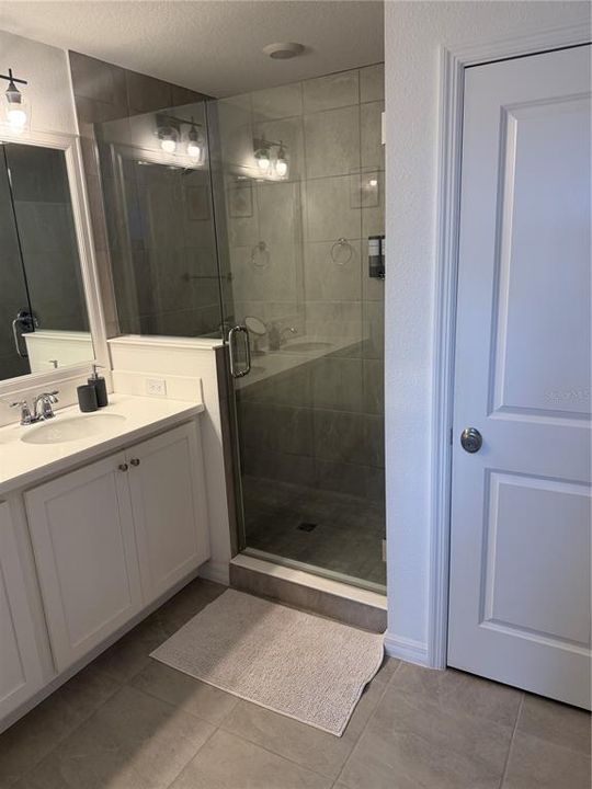В аренду: $2,050 (3 спален, 2 ванн, 1624 Квадратных фут)