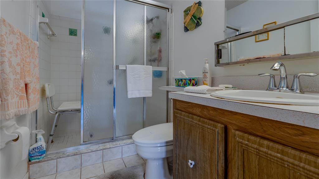 En Venta: $169,900 (2 camas, 2 baños, 1105 Pies cuadrados)