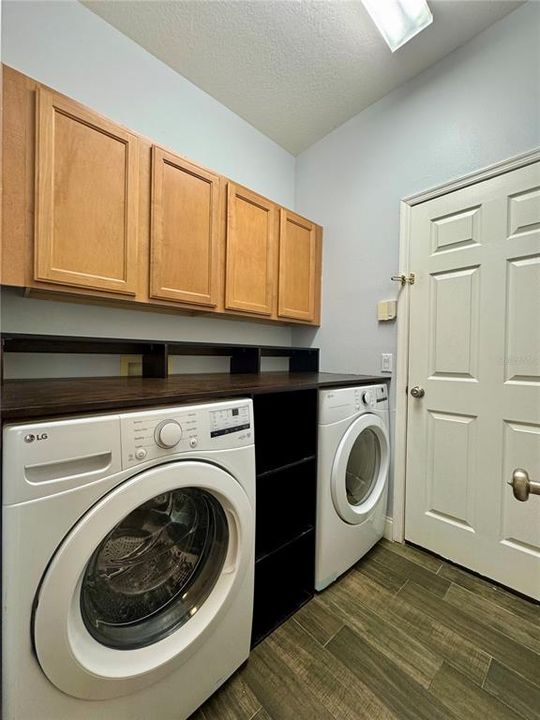En Renta: $2,950 (4 camas, 2 baños, 2004 Pies cuadrados)