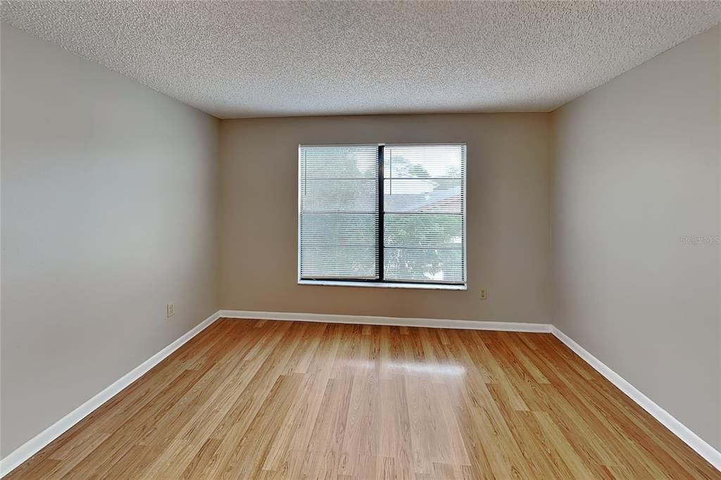 For Rent: $2,869 (4 beds, 2 baths, 2168 Square Feet)