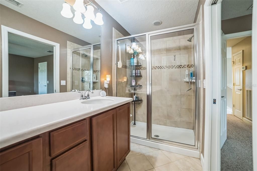For Rent: $2,800 (4 beds, 3 baths, 1830 Square Feet)