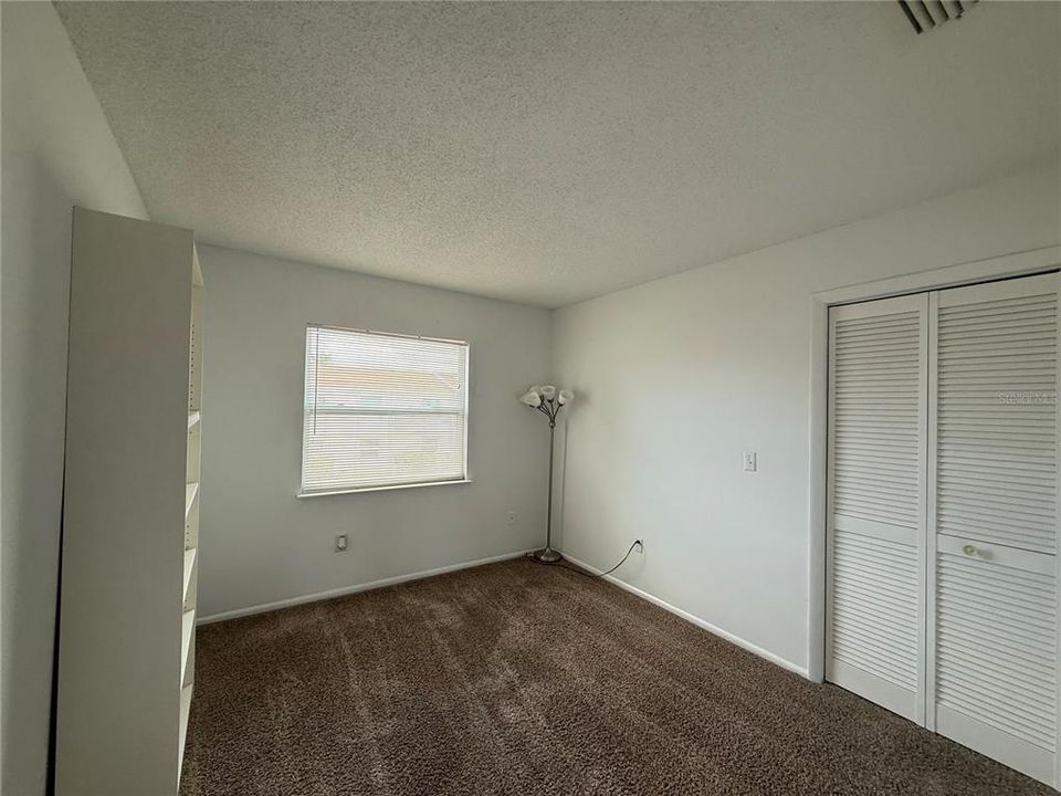 For Rent: $1,400 (3 beds, 2 baths, 1226 Square Feet)