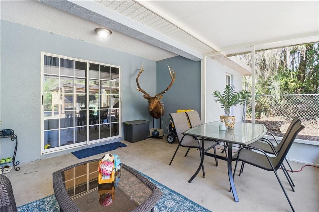 En Venta: $229,000 (3 camas, 2 baños, 1235 Pies cuadrados)