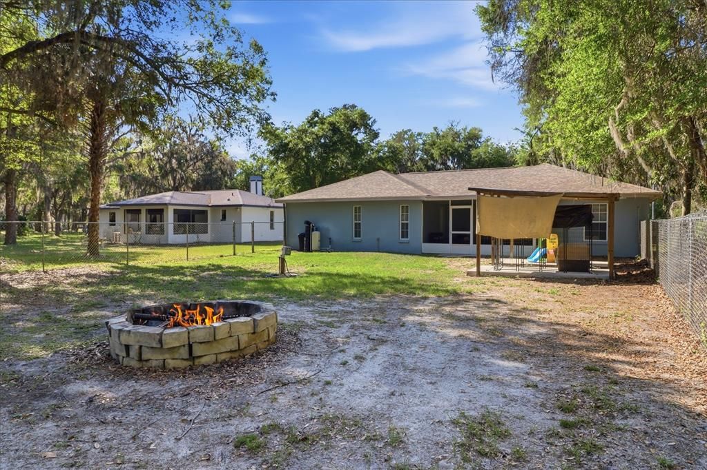 En Venta: $229,000 (3 camas, 2 baños, 1235 Pies cuadrados)