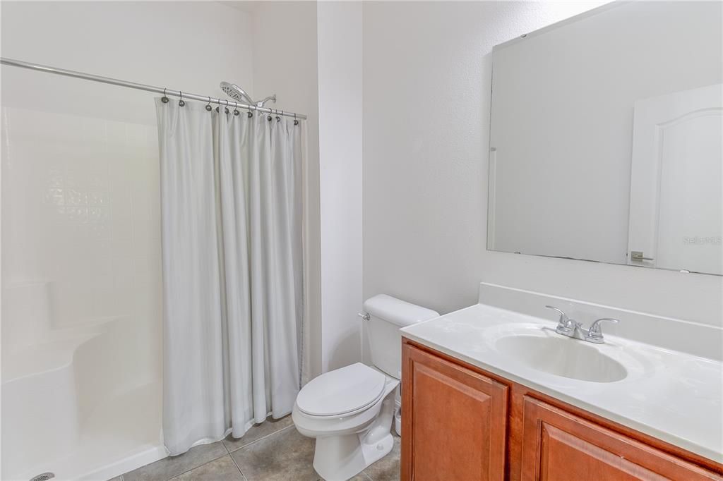 En Venta: $379,900 (3 camas, 2 baños, 1445 Pies cuadrados)