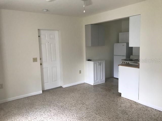 For Rent: $1,395 (0 beds, 1 baths, 600 Square Feet)