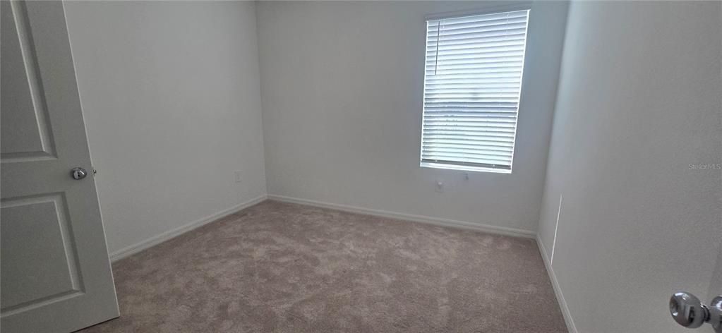 For Rent: $2,650 (5 beds, 3 baths, 2287 Square Feet)