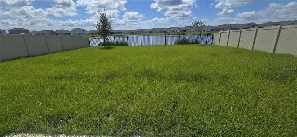 For Rent: $2,650 (5 beds, 3 baths, 2287 Square Feet)