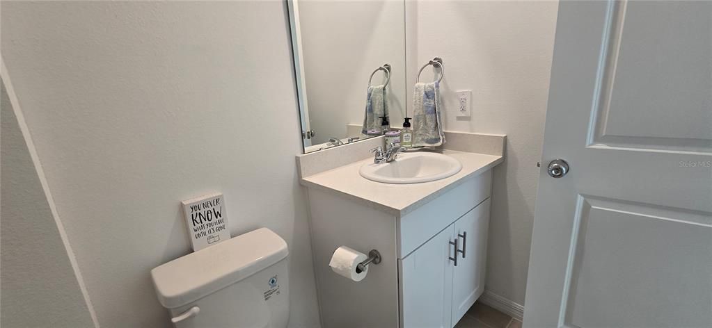 For Rent: $2,650 (5 beds, 3 baths, 2287 Square Feet)