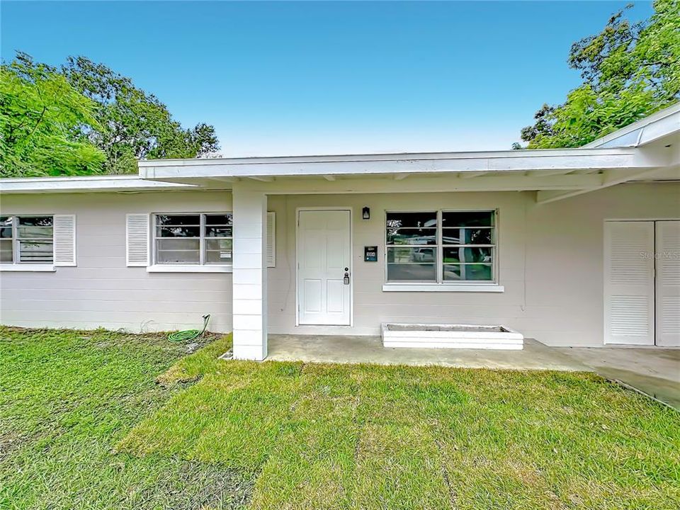 For Sale: $275,000 (3 beds, 2 baths, 1259 Square Feet)