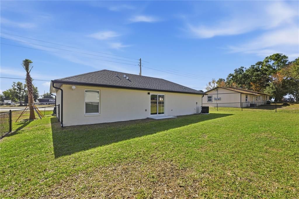 For Sale: $228,000 (3 beds, 2 baths, 1100 Square Feet)