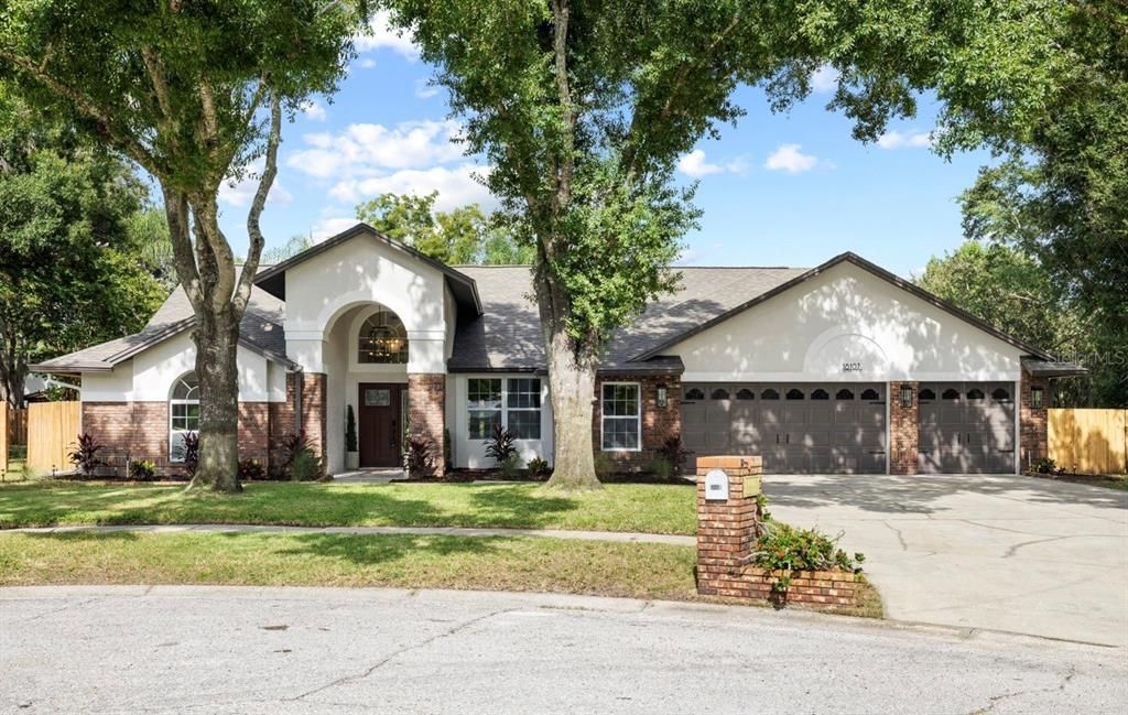 For Sale: $979,000 (5 beds, 3 baths, 2926 Square Feet)