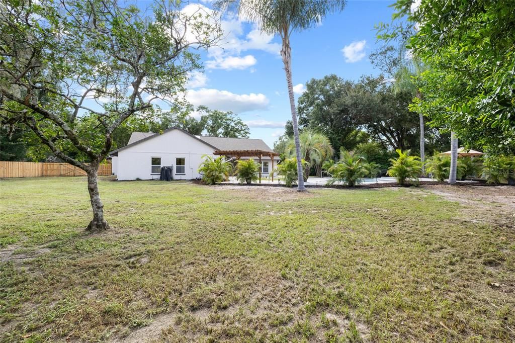 For Sale: $979,000 (5 beds, 3 baths, 2926 Square Feet)