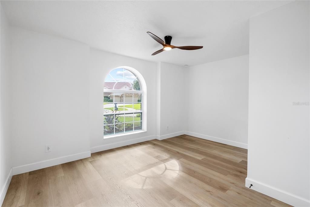 For Sale: $979,000 (5 beds, 3 baths, 2926 Square Feet)