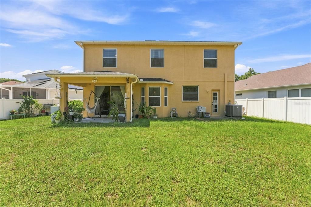 En Venta: $399,000 (4 camas, 2 baños, 2352 Pies cuadrados)
