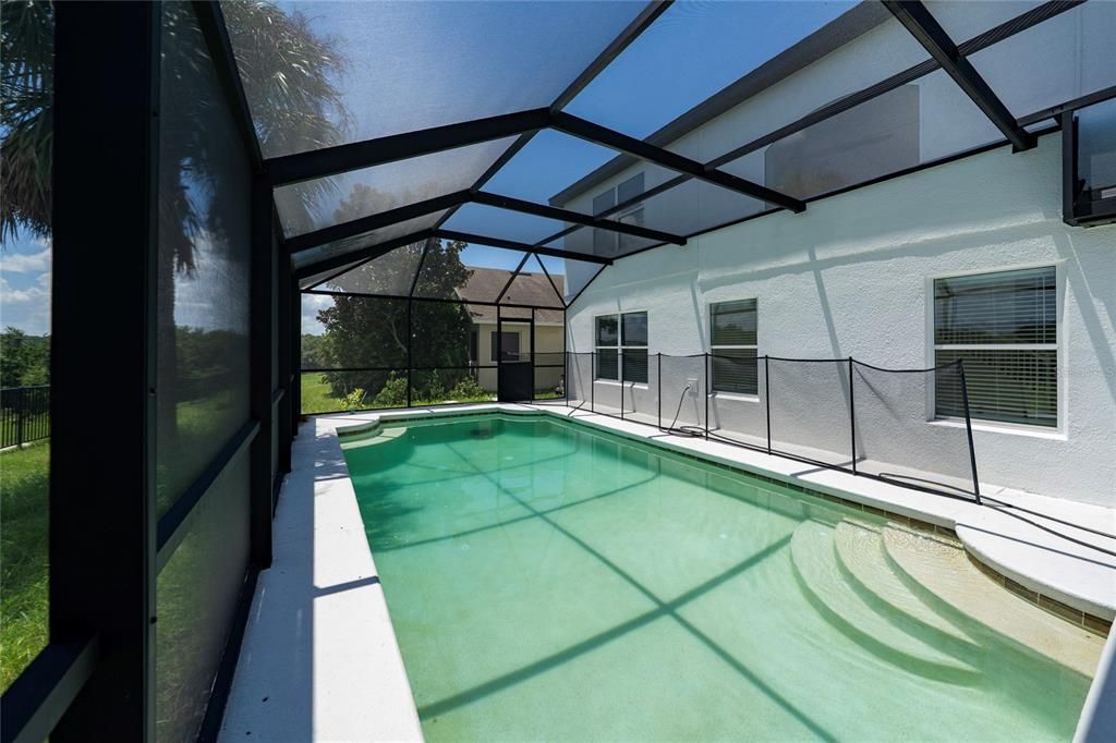 For Rent: $3,000 (4 beds, 2 baths, 2260 Square Feet)