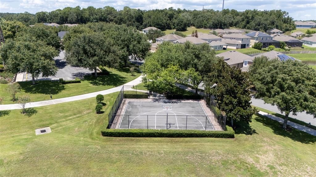 For Rent: $3,000 (4 beds, 2 baths, 2260 Square Feet)