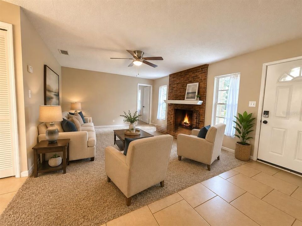 For Sale: $299,000 (3 beds, 2 baths, 1264 Square Feet)