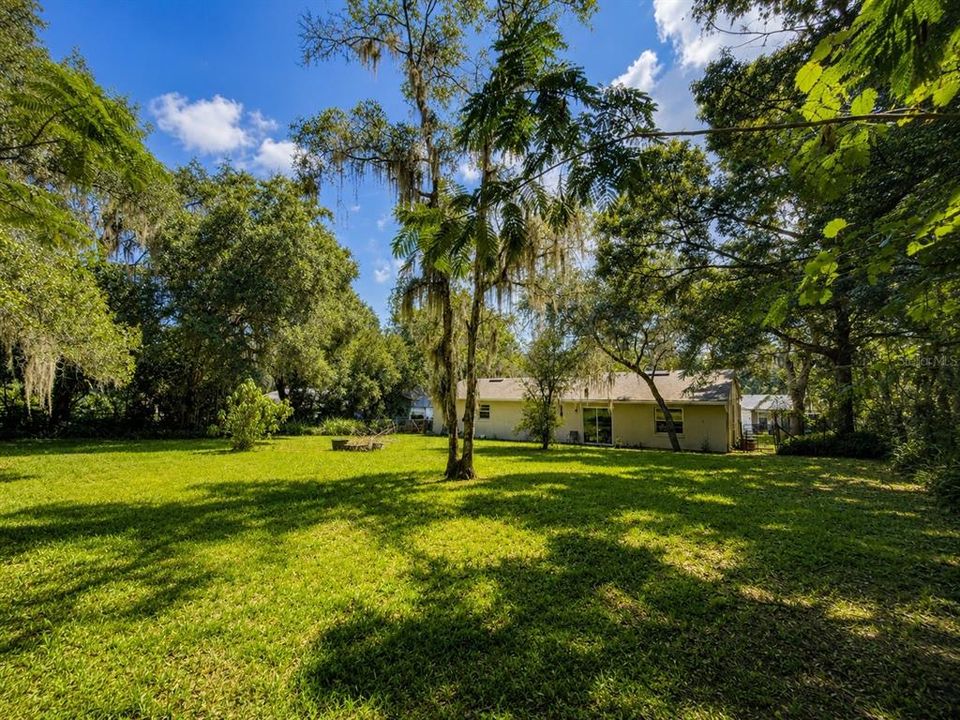 For Sale: $299,000 (3 beds, 2 baths, 1264 Square Feet)