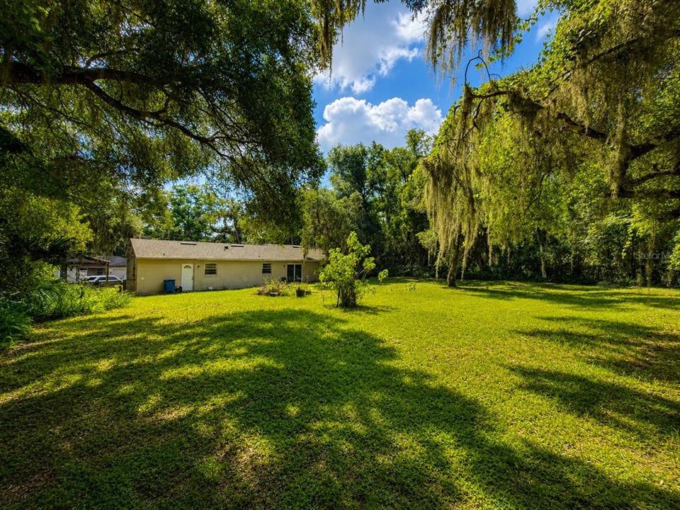 For Sale: $299,000 (3 beds, 2 baths, 1264 Square Feet)