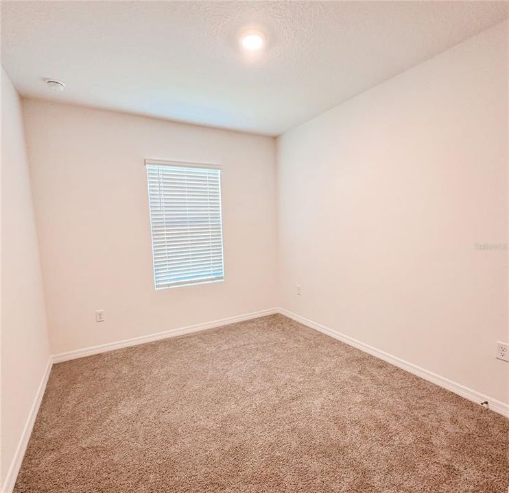 For Rent: $2,000 (3 beds, 2 baths, 1488 Square Feet)