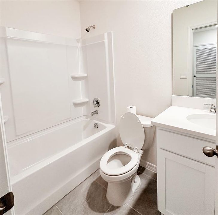 For Rent: $2,000 (3 beds, 2 baths, 1488 Square Feet)