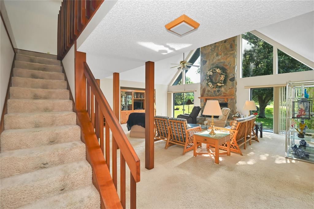 En Venta: $349,000 (3 camas, 2 baños, 2106 Pies cuadrados)