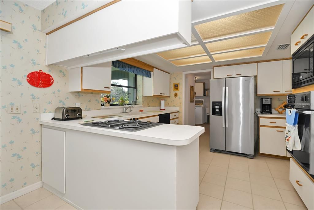 En Venta: $349,000 (3 camas, 2 baños, 2106 Pies cuadrados)