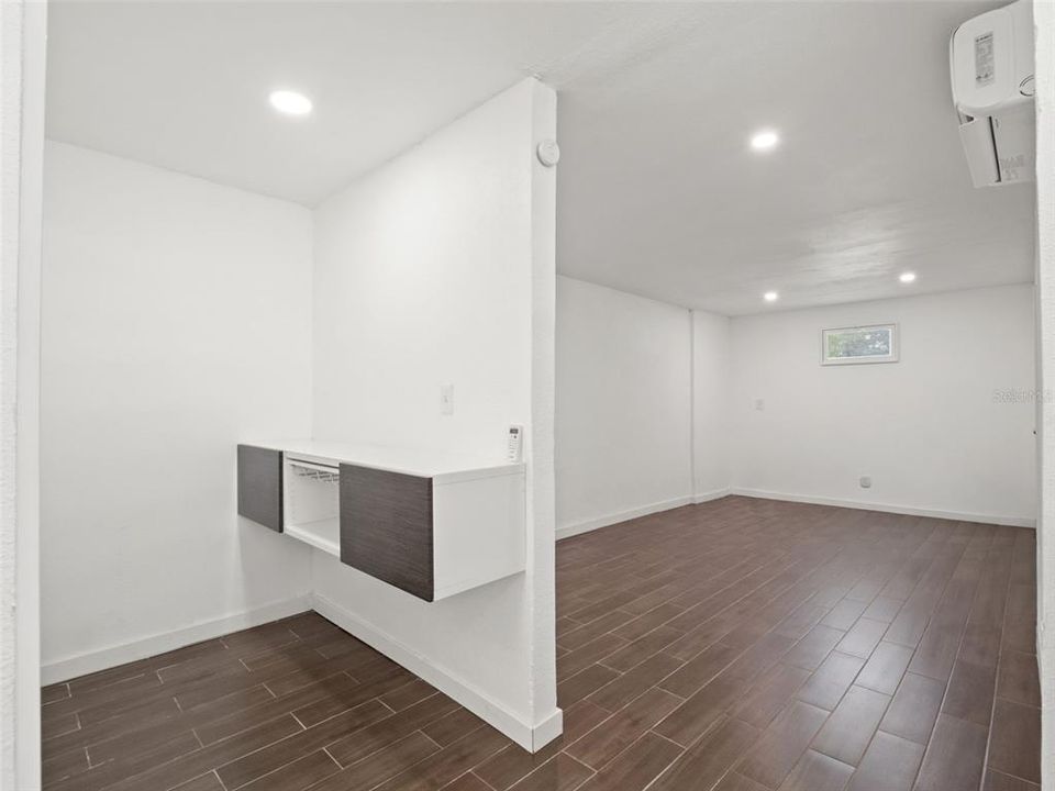 For Sale: $485,000 (4 beds, 4 baths, 1682 Square Feet)