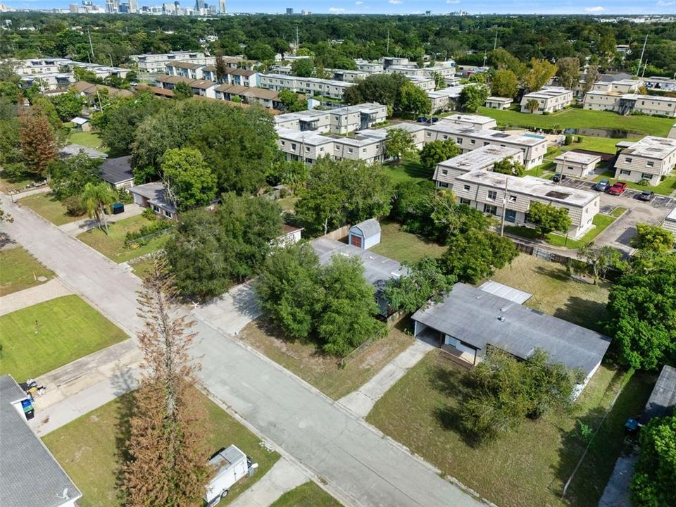 For Sale: $485,000 (4 beds, 4 baths, 1682 Square Feet)