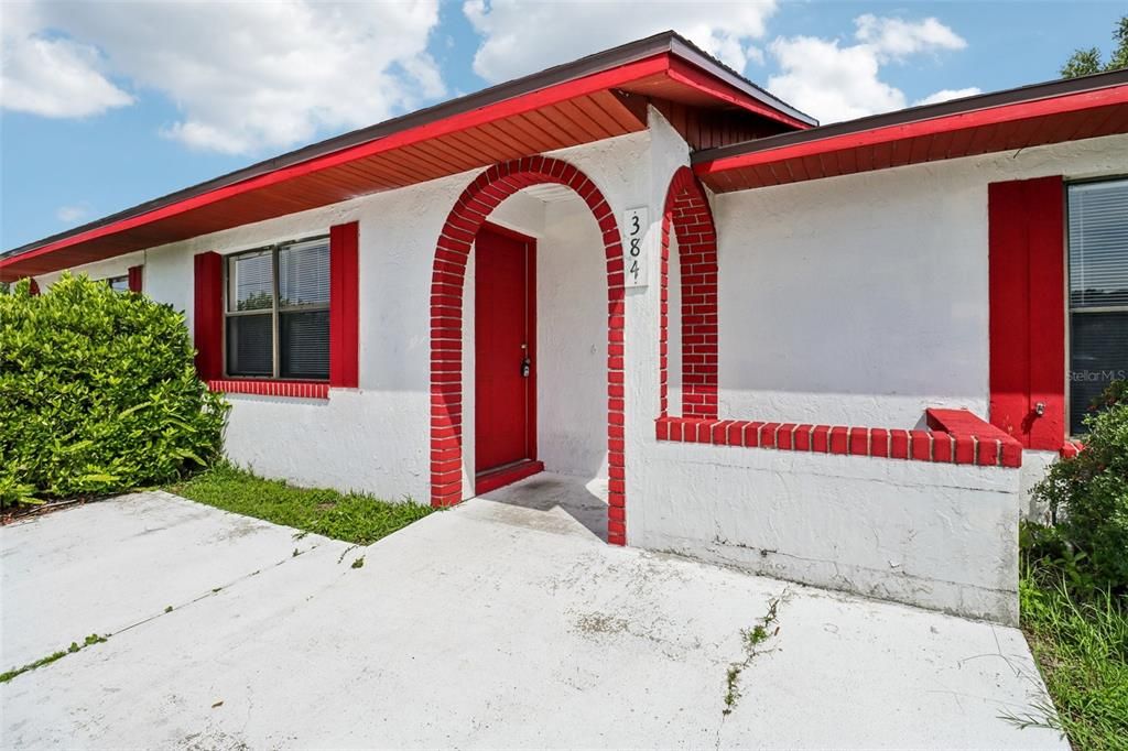 For Rent: $1,599 (2 beds, 2 baths, 950 Square Feet)