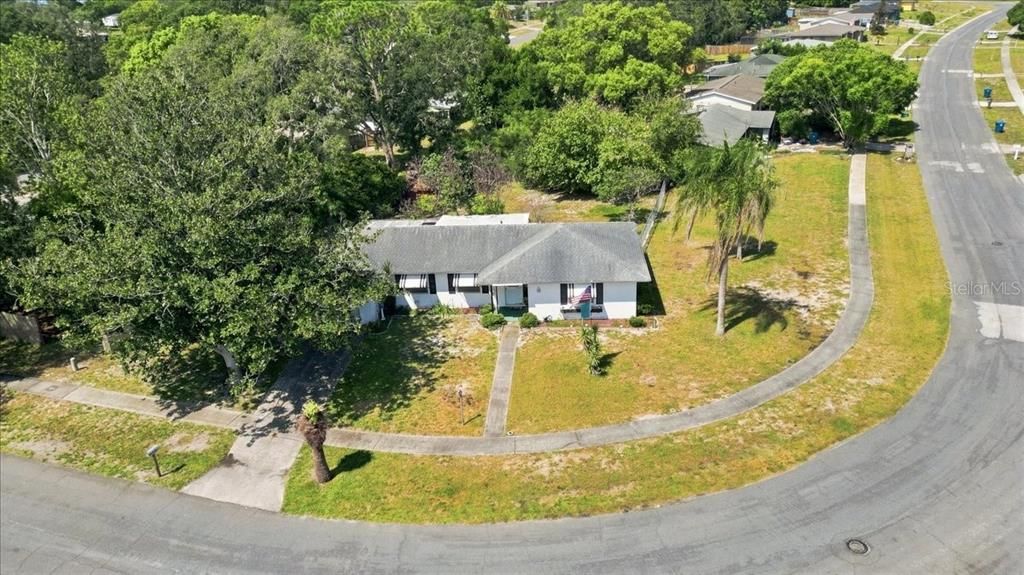 For Sale: $234,900 (2 beds, 1 baths, 1340 Square Feet)