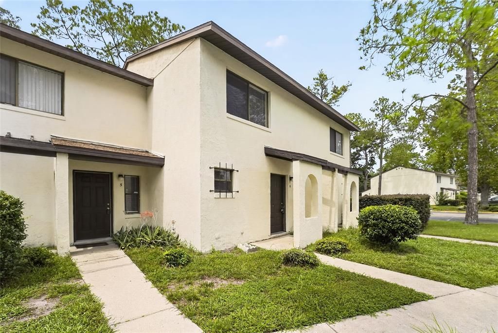 For Sale: $134,900 (2 beds, 2 baths, 1088 Square Feet)