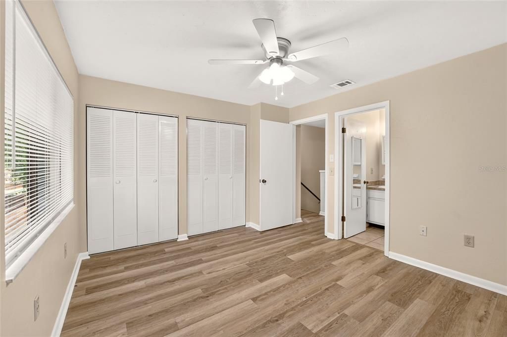 For Sale: $134,900 (2 beds, 2 baths, 1088 Square Feet)