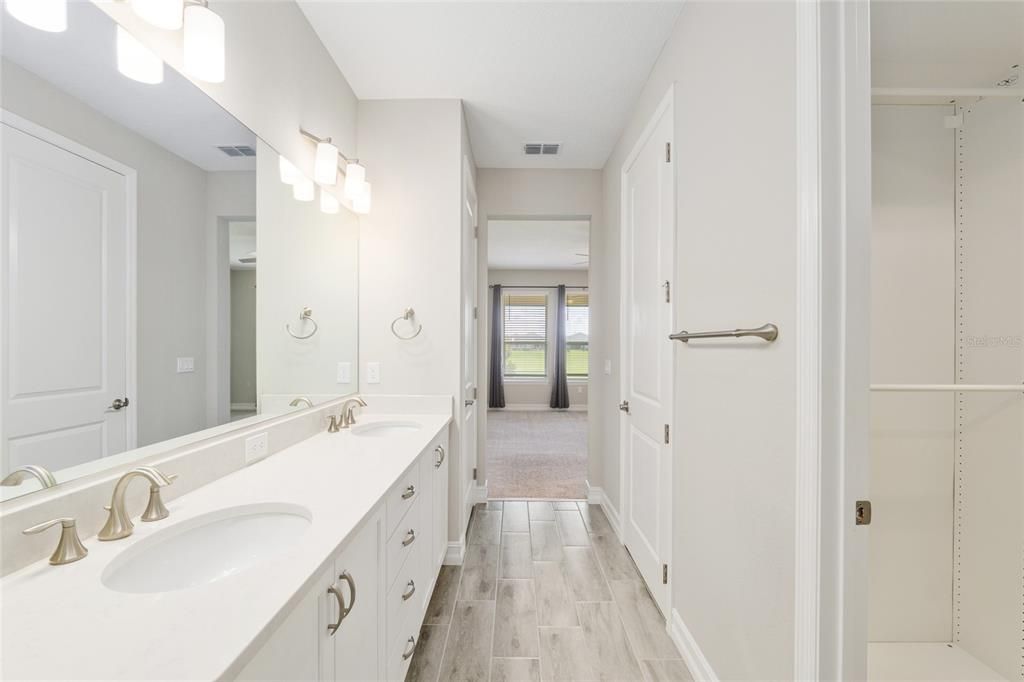 For Rent: $3,000 (3 beds, 3 baths, 2459 Square Feet)