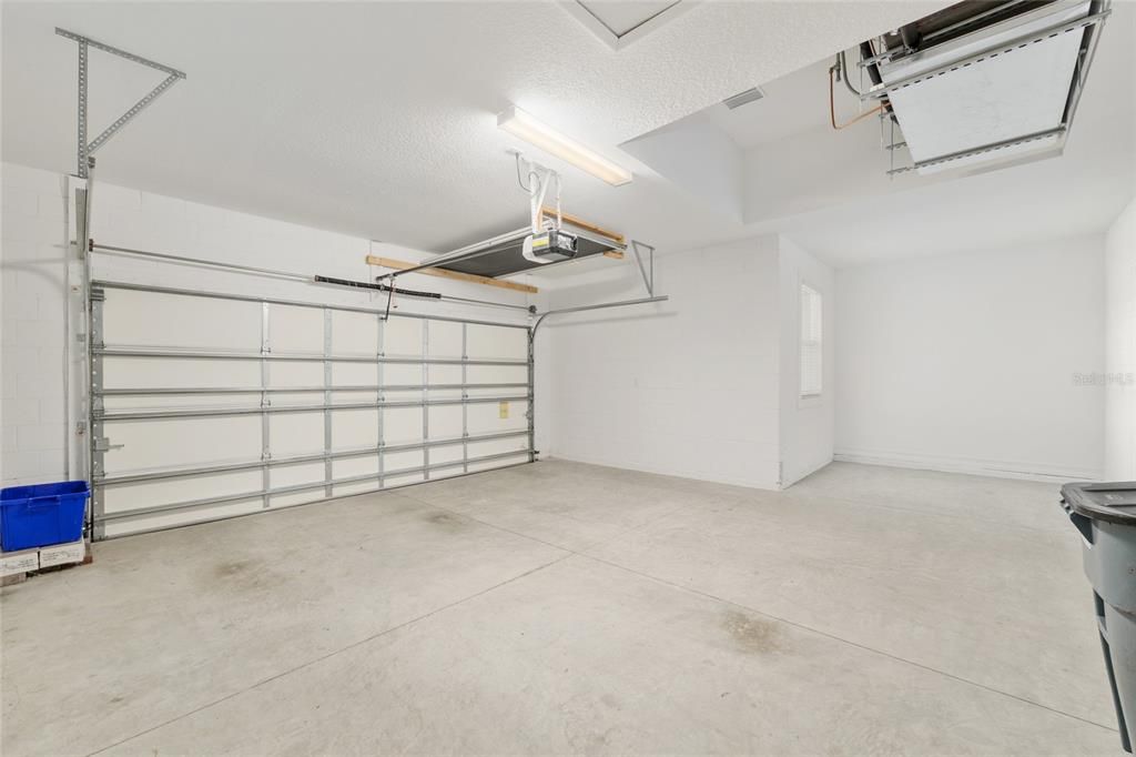 For Rent: $3,000 (3 beds, 3 baths, 2459 Square Feet)