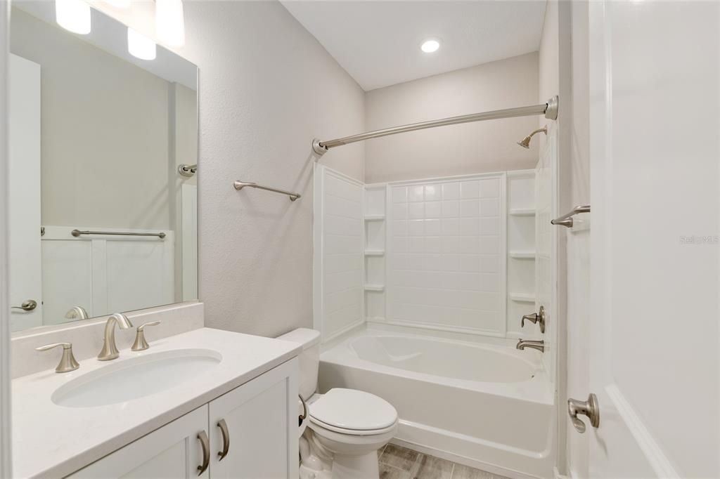 For Rent: $3,000 (3 beds, 3 baths, 2459 Square Feet)