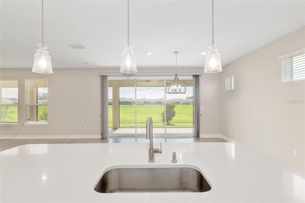 For Rent: $3,000 (3 beds, 3 baths, 2459 Square Feet)