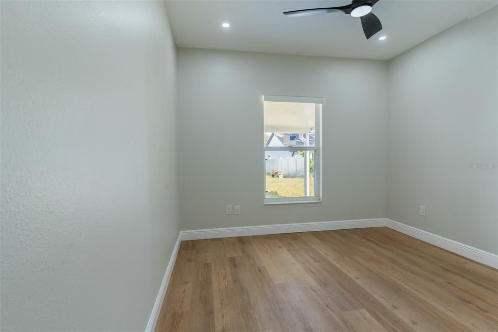 For Sale: $500,000 (4 beds, 3 baths, 2321 Square Feet)