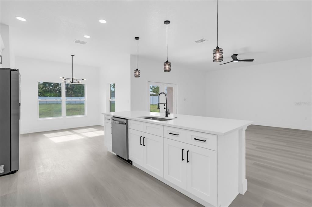 For Sale: $397,999 (4 beds, 2 baths, 2125 Square Feet)