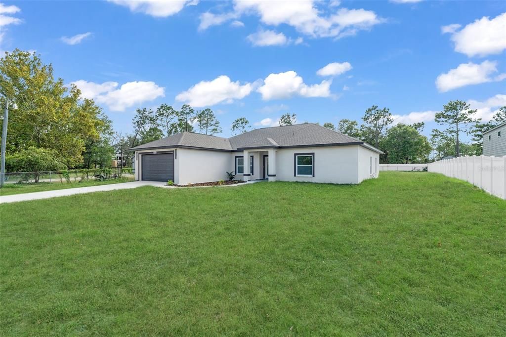 For Sale: $397,999 (4 beds, 2 baths, 2125 Square Feet)