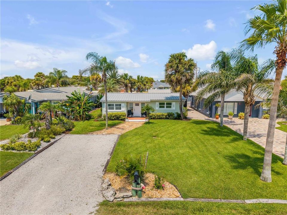 En Venta: $649,000 (3 camas, 2 baños, 1214 Pies cuadrados)
