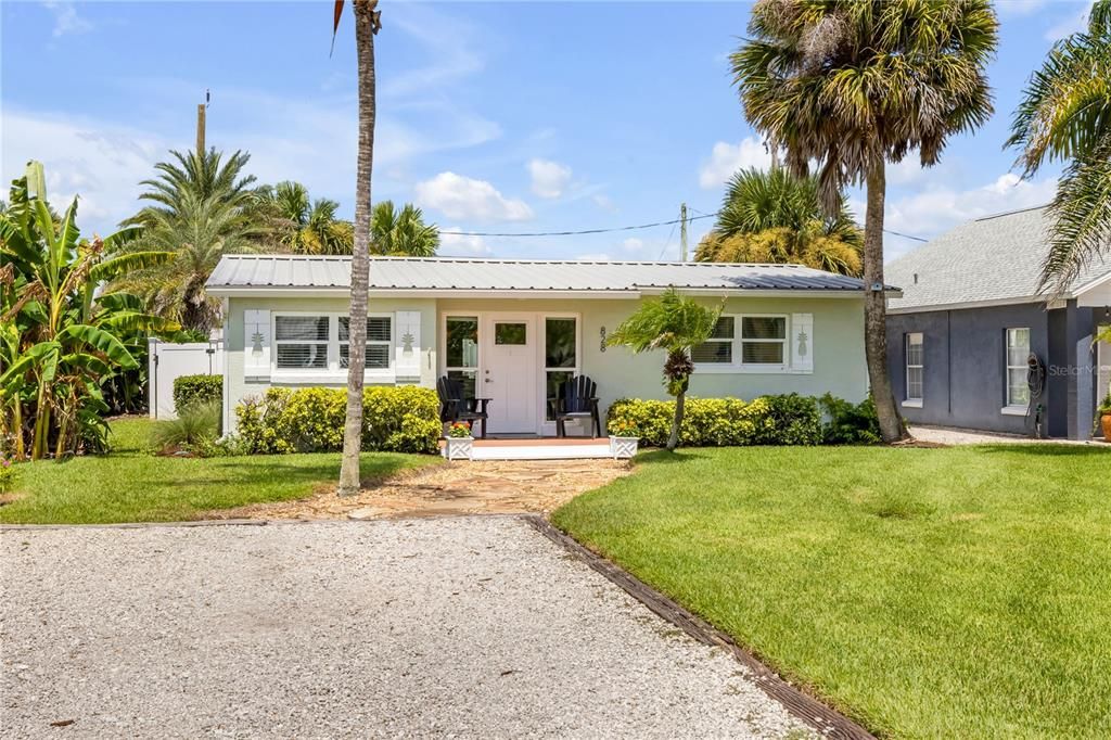 En Venta: $649,000 (3 camas, 2 baños, 1214 Pies cuadrados)