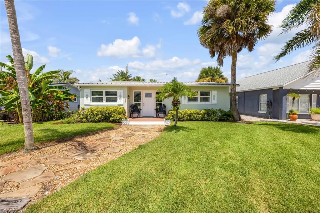 En Venta: $649,000 (3 camas, 2 baños, 1214 Pies cuadrados)