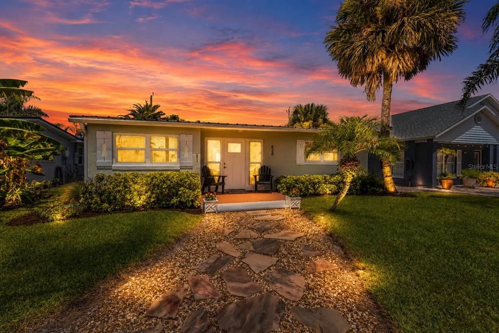 En Venta: $649,000 (3 camas, 2 baños, 1214 Pies cuadrados)