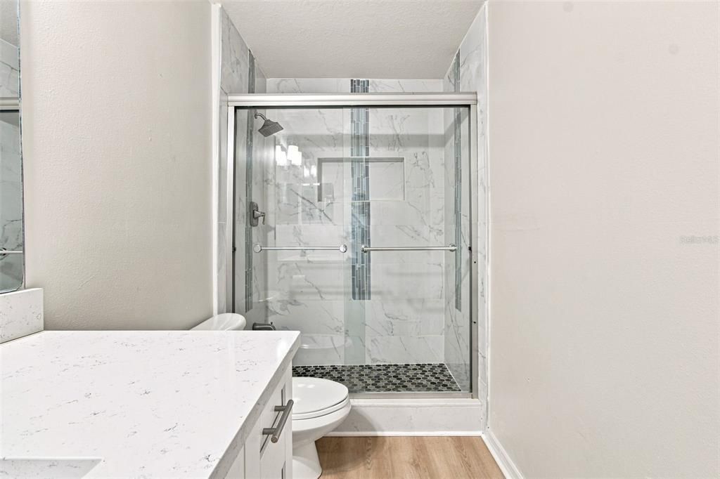 For Sale: $409,000 (3 beds, 2 baths, 1307 Square Feet)